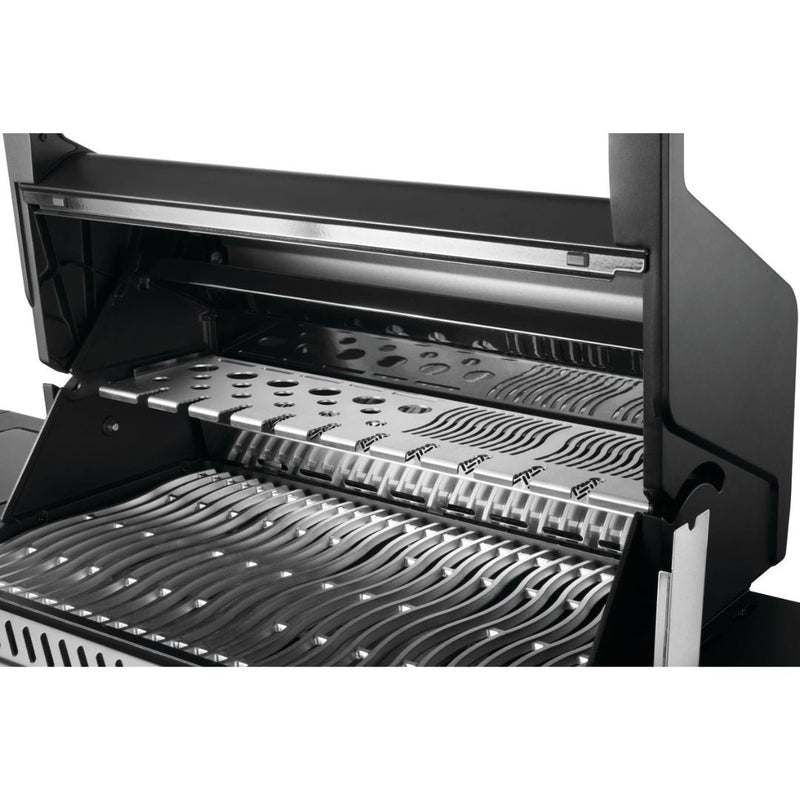 Phantom Prestige 500 RSIB Gas Grill - Sullivan Hardware & Garden