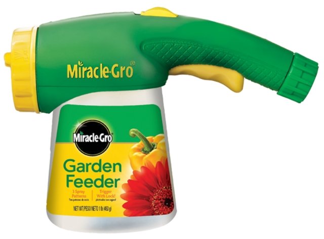 Miracle Gro Garden Feeder - Sullivan Hardware & Garden